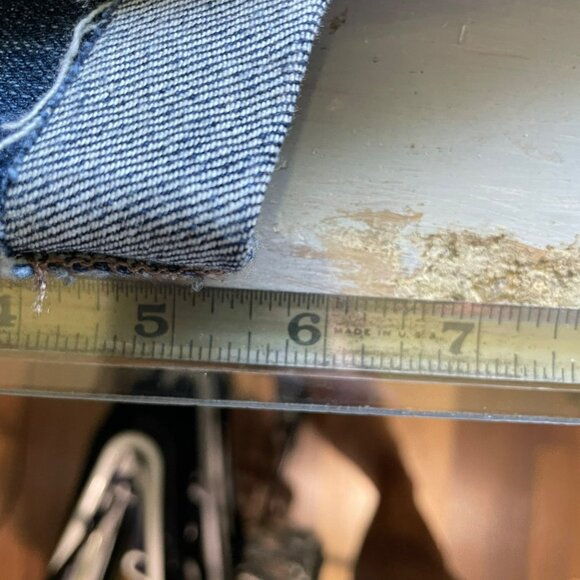 GAP Cuffed Denim Jean Shorts Womens 26 Blue Dark Wash Cotton Blend Whiskered - Picture 6 of 6